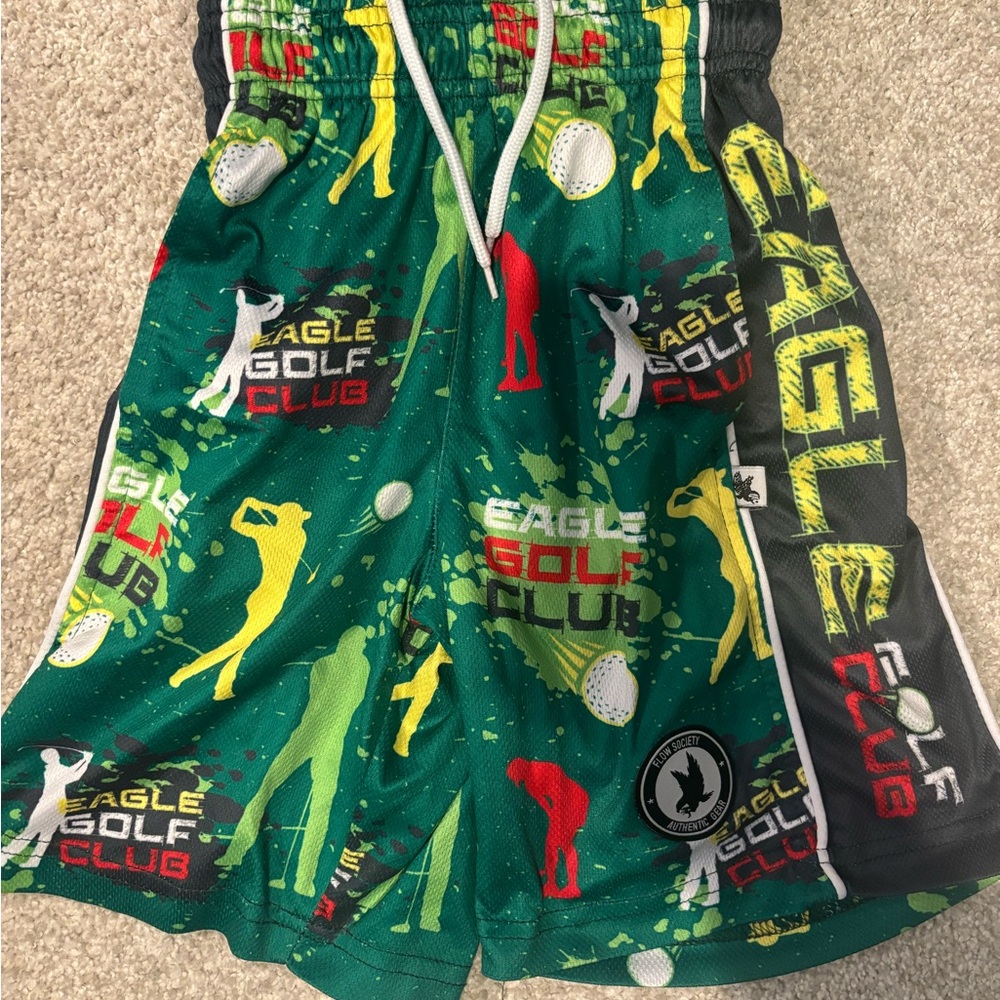 Green and Red Golf-Themed Casual Shorts